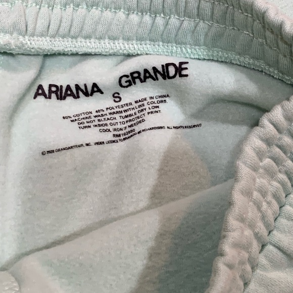 Ariana Grande mint positions sweatpants Size S NWOT - Picture 2 of 5